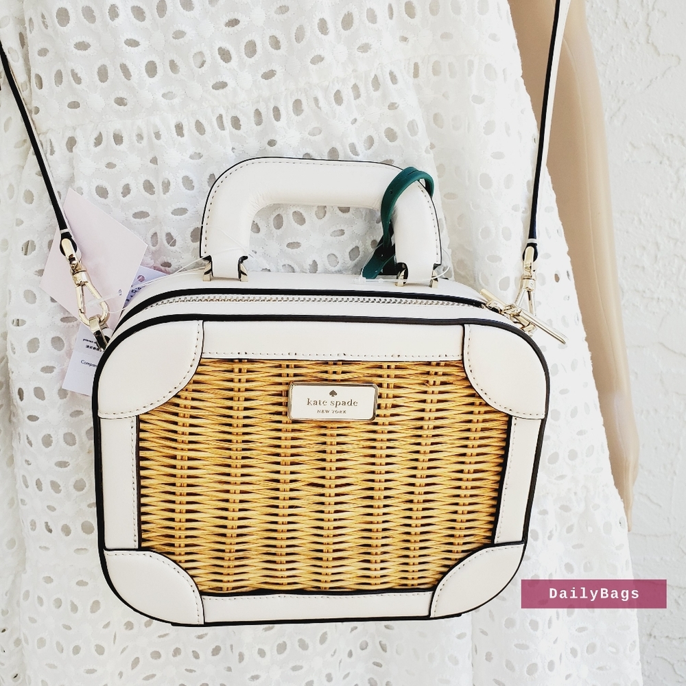 BEAUTIFUL NWT KATE SPADE TRUNK CROSSBODY WICKER PARCHMENT PSY PINEAPPLE - Picture 4 of 7